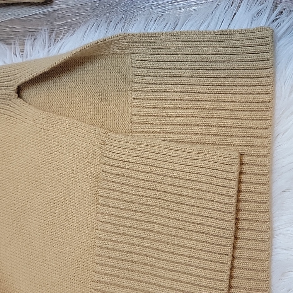 Cozy Tan Wool Blend  V-Neck Oversized Sweater - Picture 6 of 14